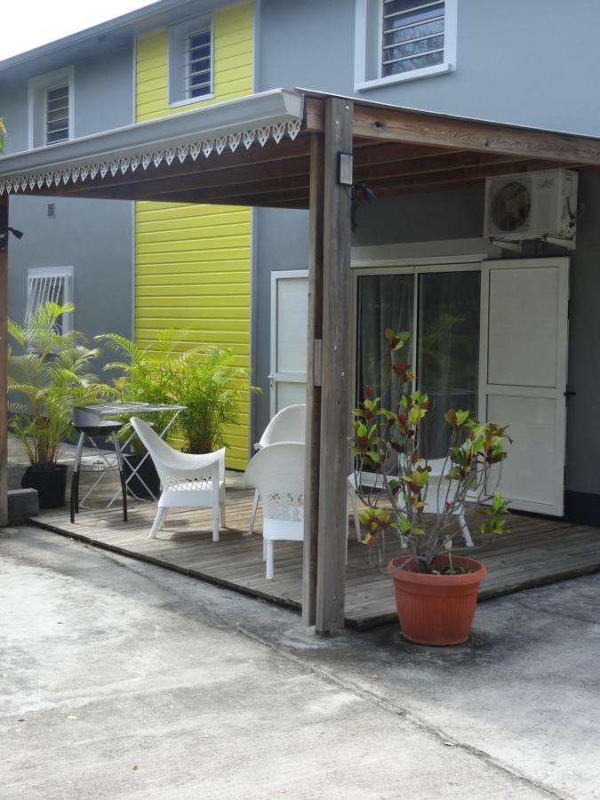 Residence Virginie Saint-Leu Exterior photo